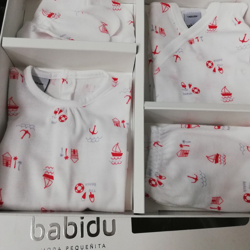 Été, soleil, températures élevées ... coton fin pour bébé