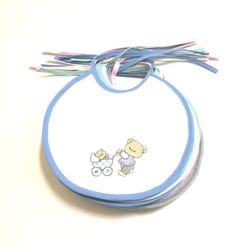 Pack ahorro 12 unidades baberos de rizo con bordado (0-6 meses) ref.529