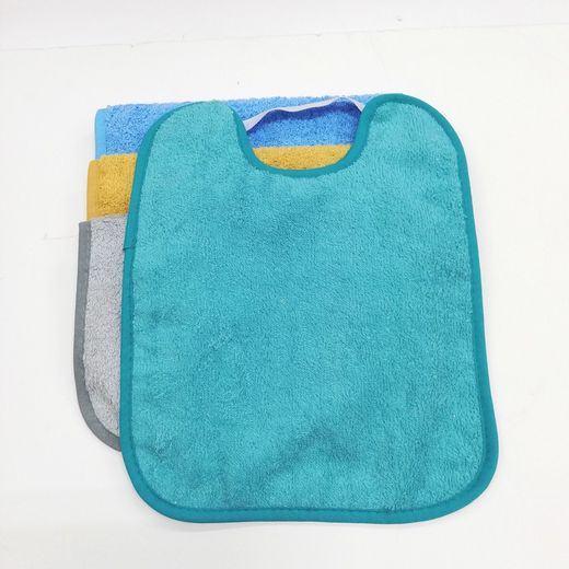 Pack 4 baberos de toalla con goma y impermeable 25x30 cm 999