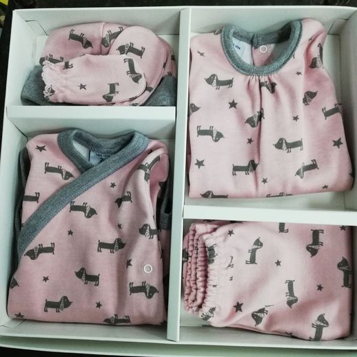 Pack de nacimiento de ropa de bebe 544 maquillaje babidu